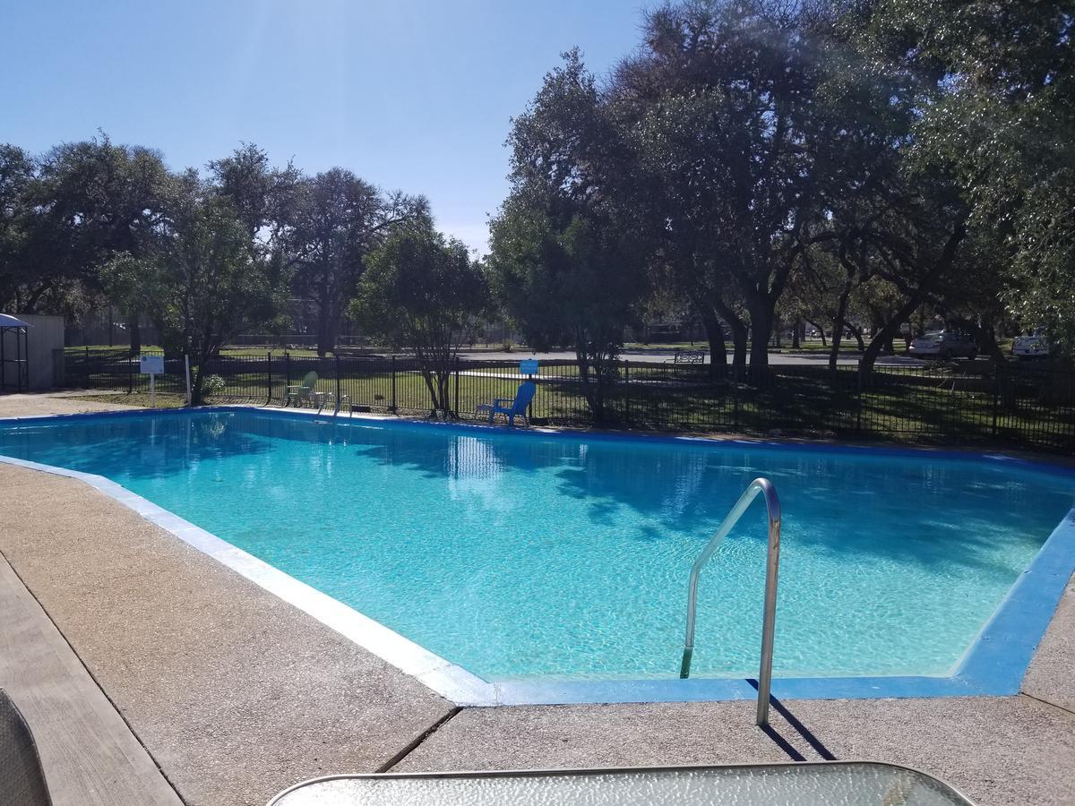 The Lodge At Cypress Falls Wimberley Exteriér fotografie