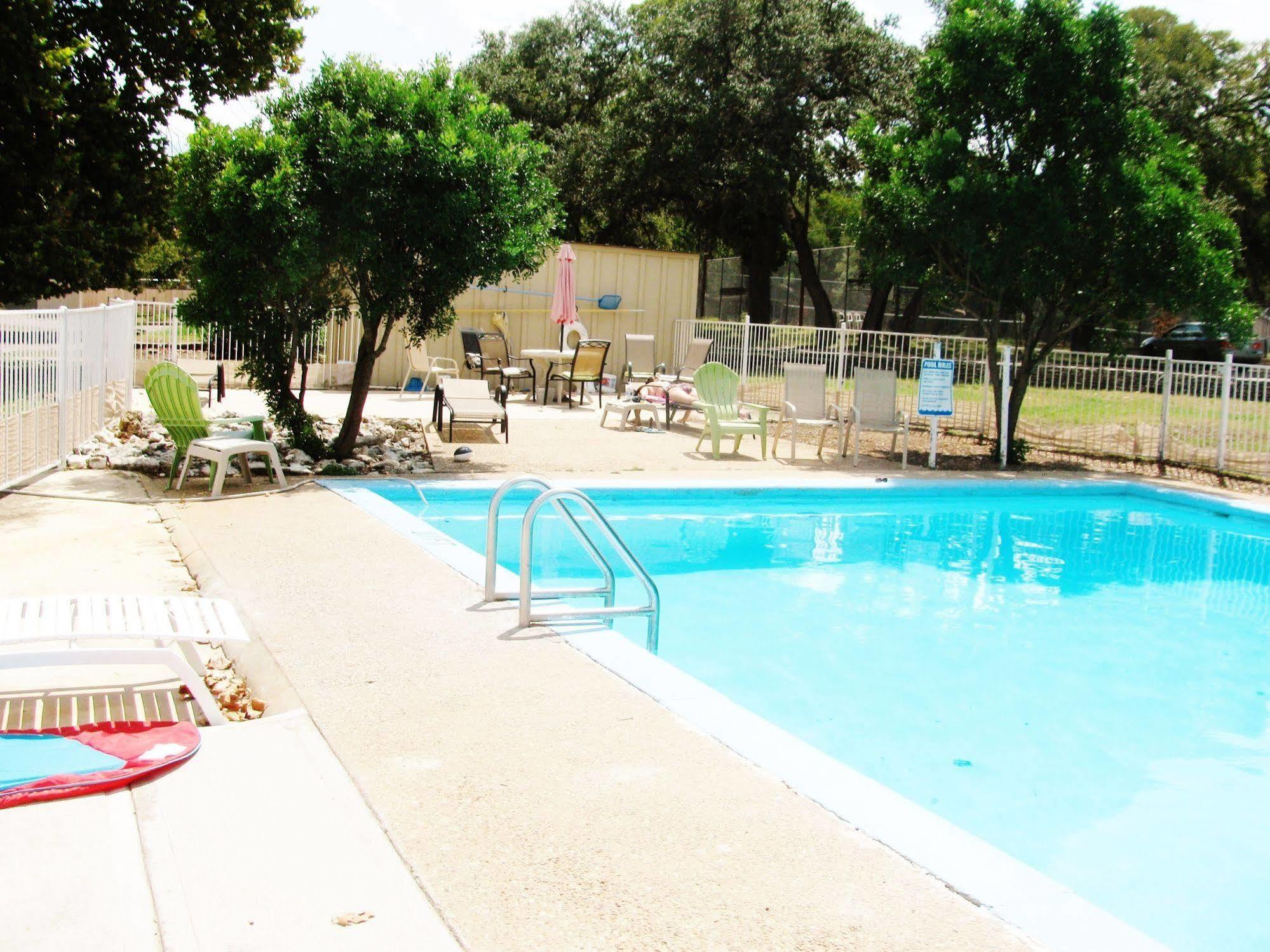 The Lodge At Cypress Falls Wimberley Exteriér fotografie